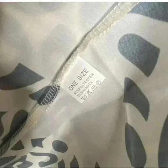 Dear Lover Kimono Cover Up Floral Pom Pom One Size - Picture 6 of 6